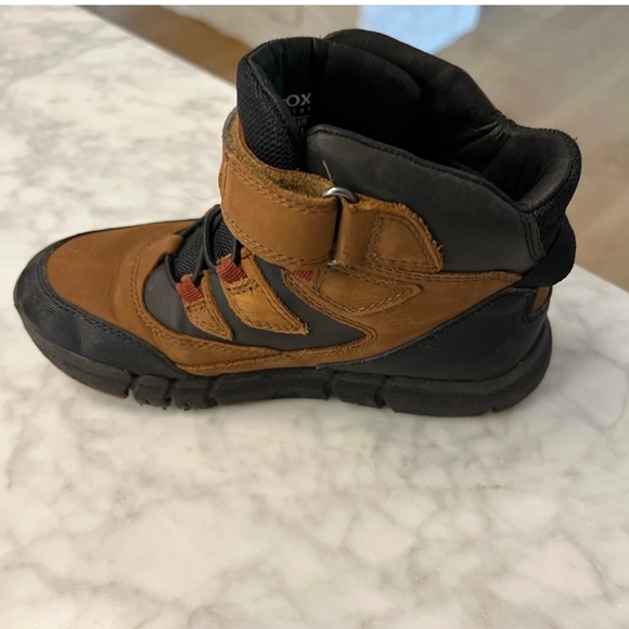 GEOX ankle boots US 1 - Picture 4 of 4